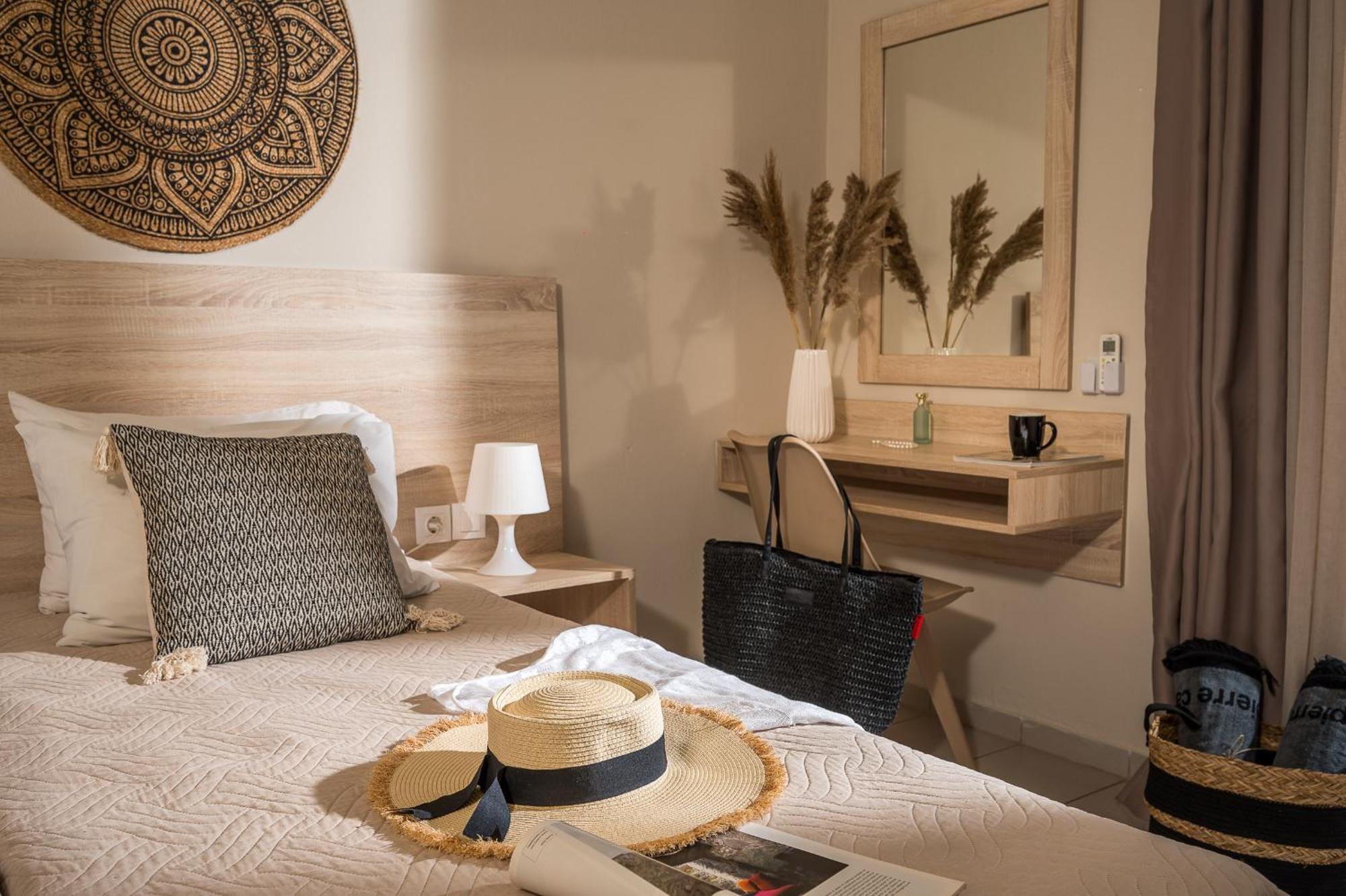 Cretan Seaside Boutique Hotel Hersonissos  Bagian luar foto